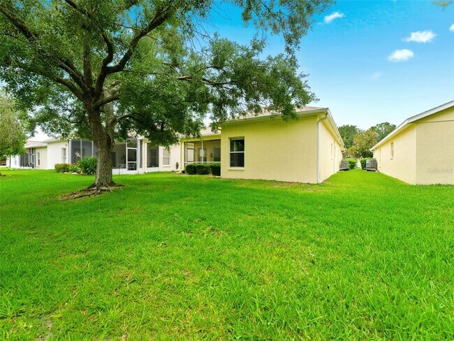 Building Photo - 23802 Coral Ridge Ln