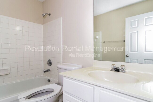 Building Photo - 2614 Regent Walk Dr