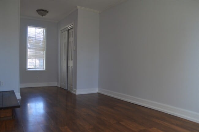 Building Photo - 1315 Penick Rd