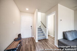 Building Photo - 6516 Sabinal