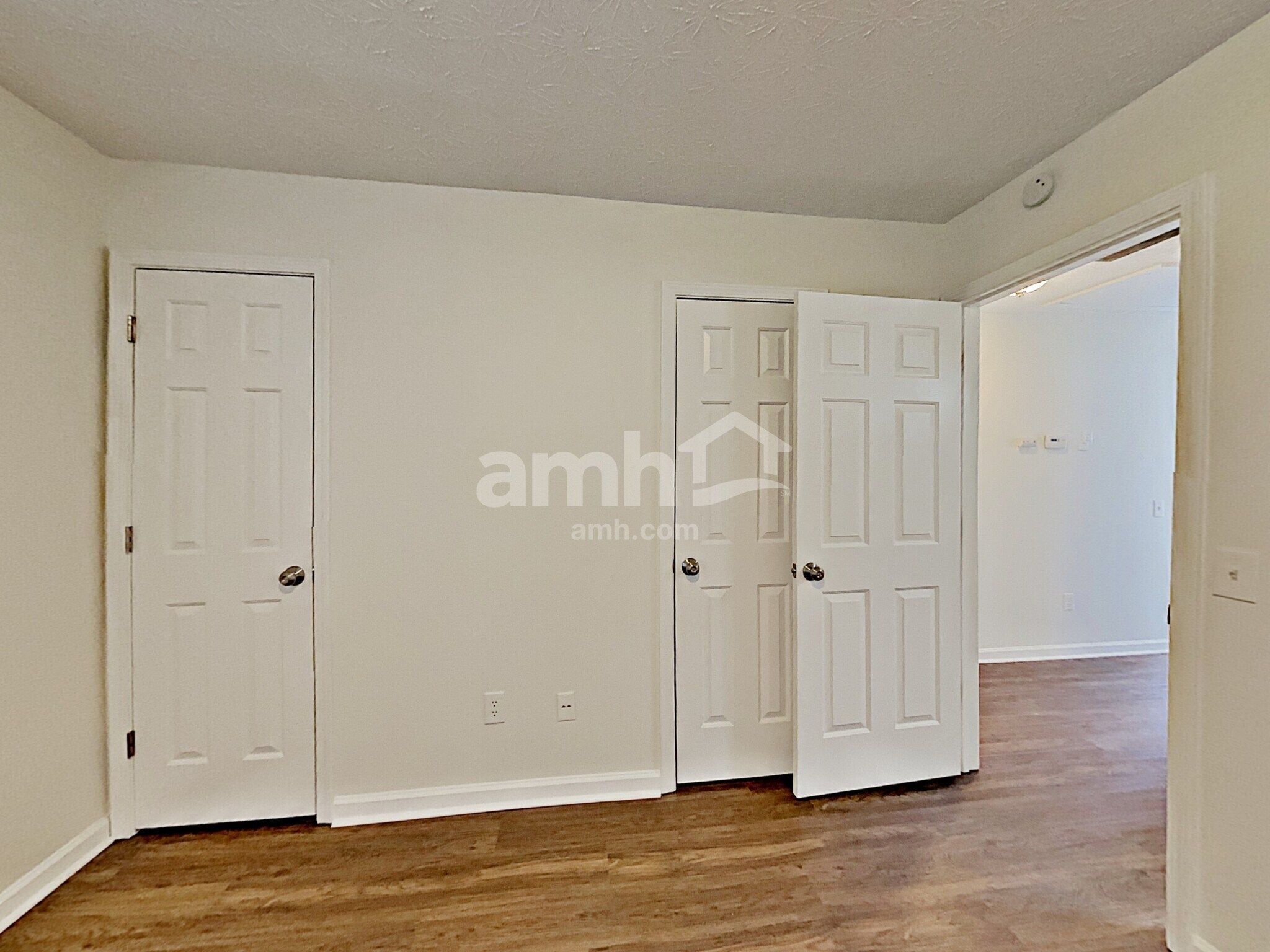 Building Photo - 18 Ludwick Ln
