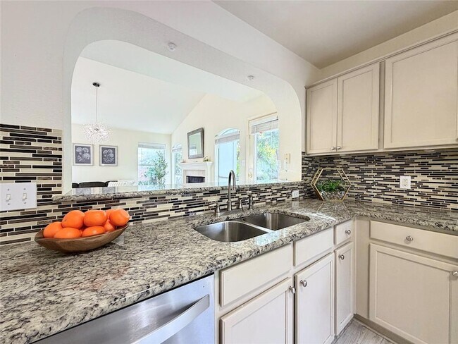 Building Photo - 9802 Copper Creek Dr