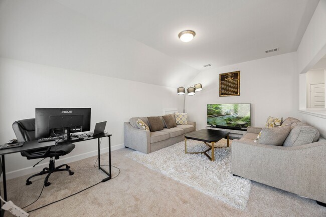 Building Photo - 20923 Carriage Harness Wy