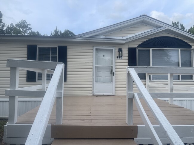 Primary Photo - 350 Mockingbird Dr