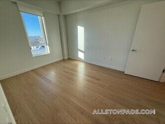 Building Photo - 55 Brighton Ave