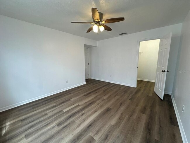 Building Photo - 1817 Townhall Ln