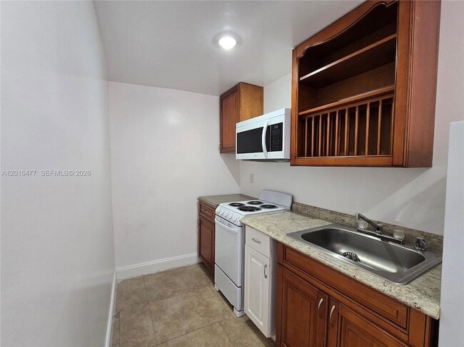 Building Photo - 2957 SW 36th Ct