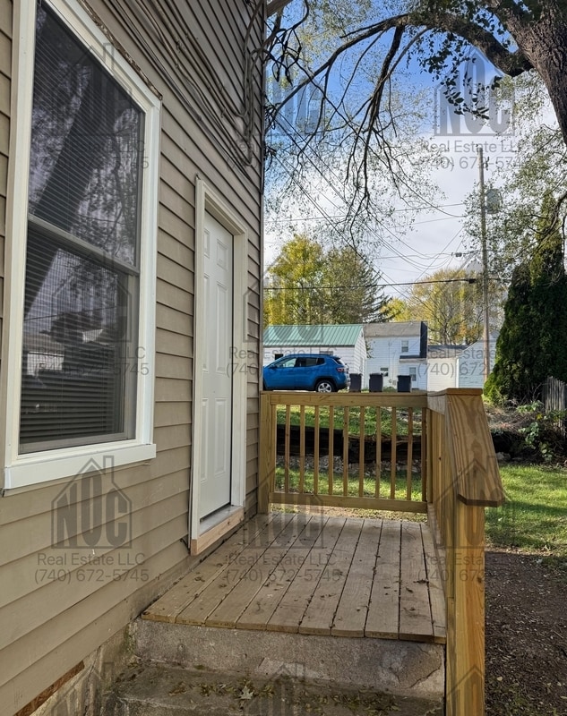 Building Photo - 915-915 Pierce Ave