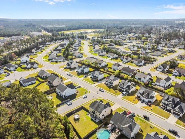Building Photo - 5 Bedroom Home in Carolina Forest