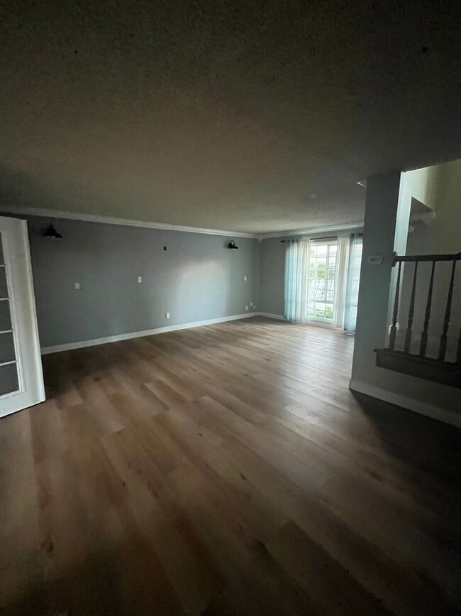 Building Photo - 22240 Wyandotte St