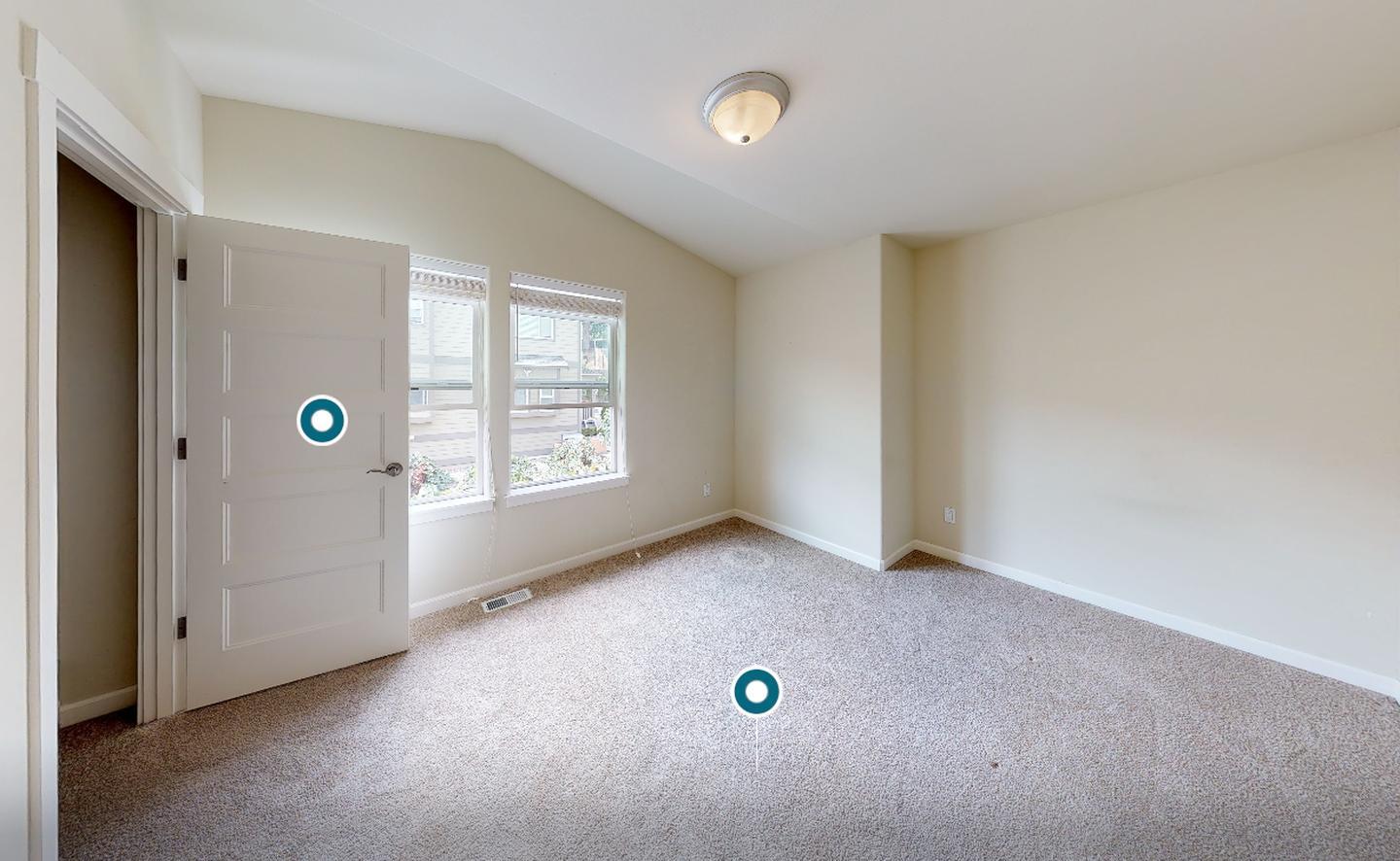 Building Photo - 3330 S Holly St