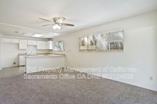 Building Photo - 6101 Tupelo Dr