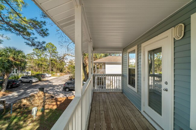Building Photo - 10 Porpoise St