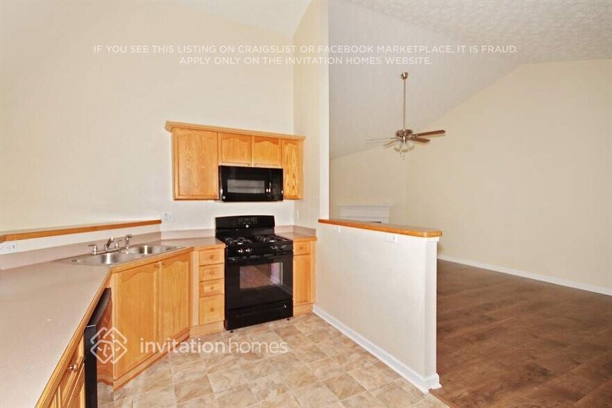 Building Photo - 1532 Armende Cir