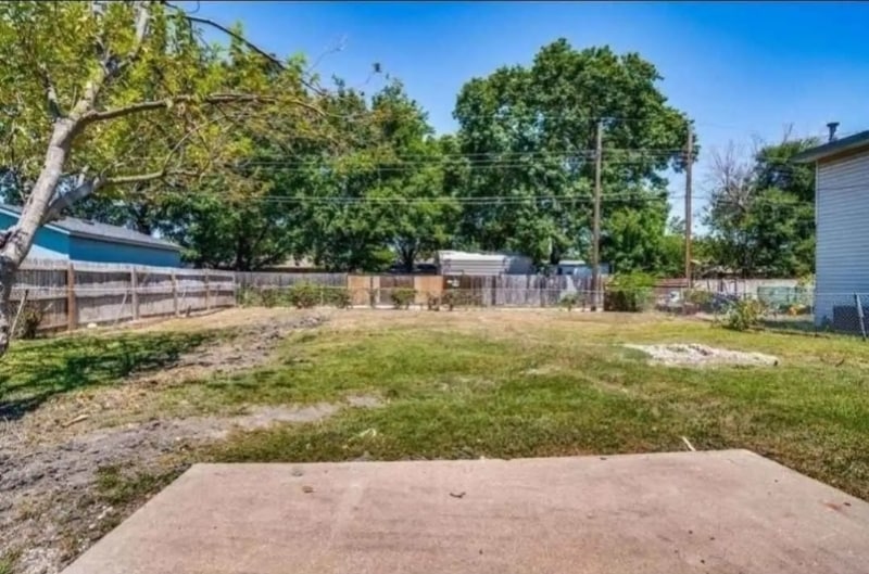 Building Photo - 909 Greencove Dr