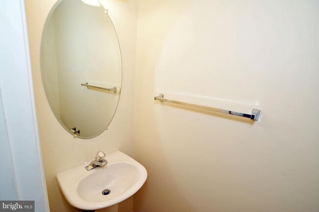 Building Photo - 2303 Huntington Station Ct