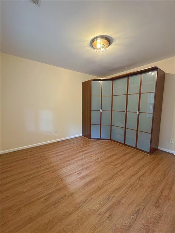 Building Photo - 4012 Howell Park Rd