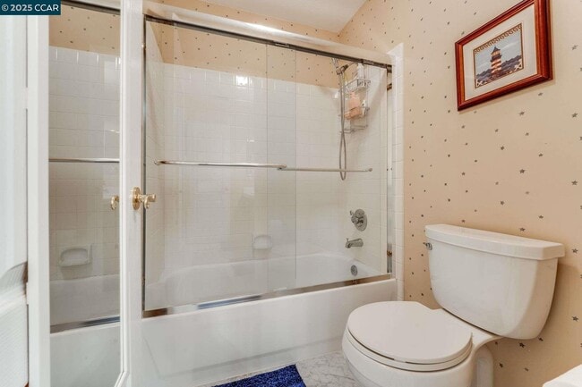 Building Photo - 1105 Peacock Creek Dr