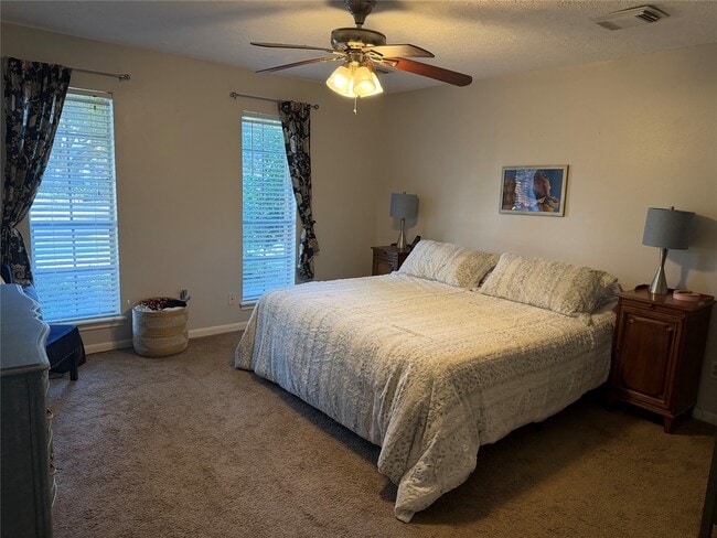 Building Photo - 20307 Pittsford Dr