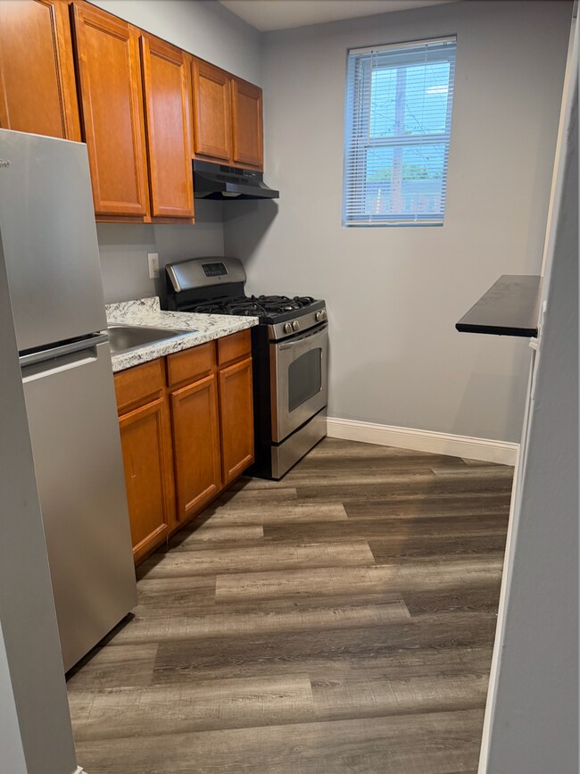 Building Photo - ? Cozy Studio Apartment in Baltimore City ...