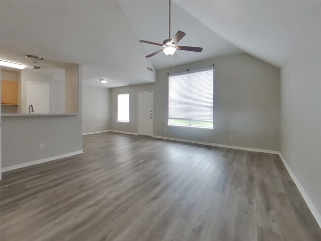 Building Photo - 6638 Windy River Ln