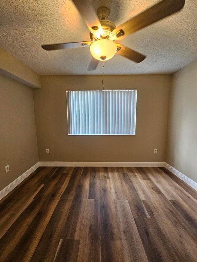 Building Photo - 4177 N Haverhill Rd