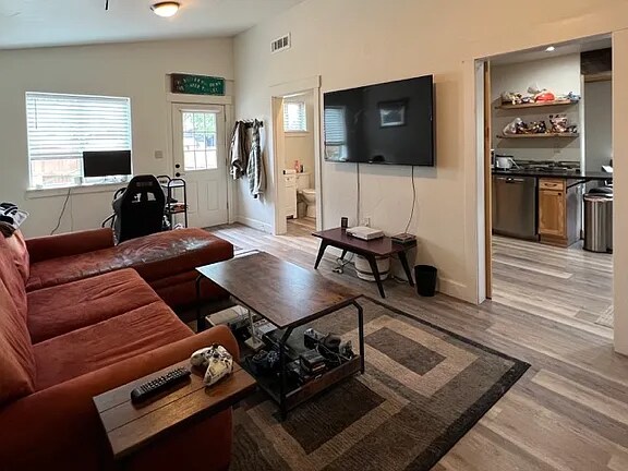 Building Photo - 61555 SE Alstrup Rd