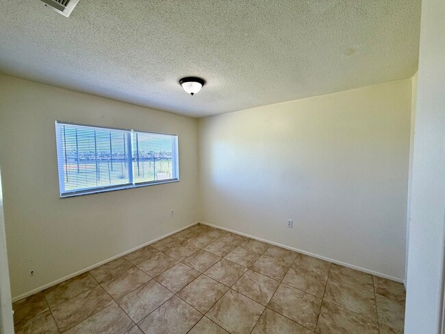 Building Photo - 8126 43rd Ave W