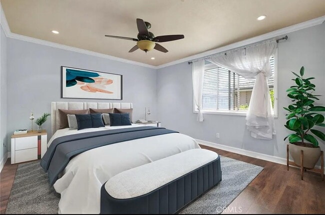 Building Photo - "Chic 1-Bed Apartment in Orange, CA with H...