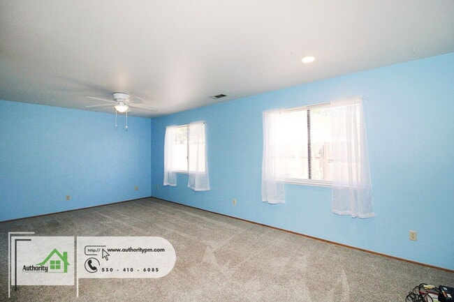 Building Photo - 1748 Galaxy Way
