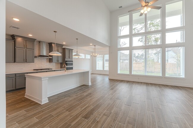 Building Photo - 215 Warbler Song Dr