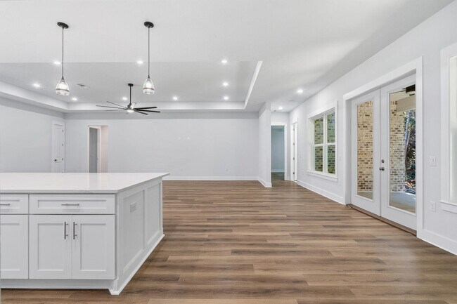 Building Photo - 7179 Freedom Ct