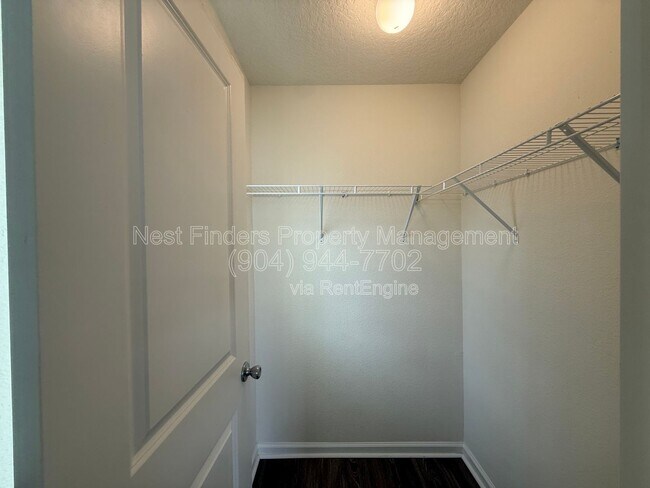 Building Photo - 386 Rittburn Ln