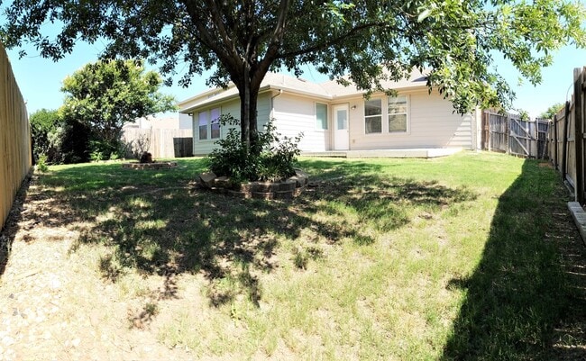 Building Photo - Spacious 4 Bedroom in Eagle Mountain ISD