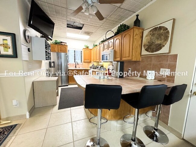 Building Photo - Charming Fully Furnished Bungalow in Millcreek