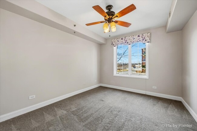 Building Photo - 543 N Hough St