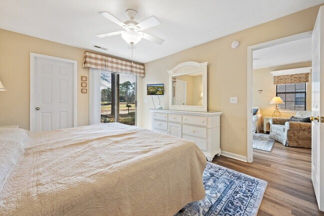 Building Photo - 270 Pinehurst Ln