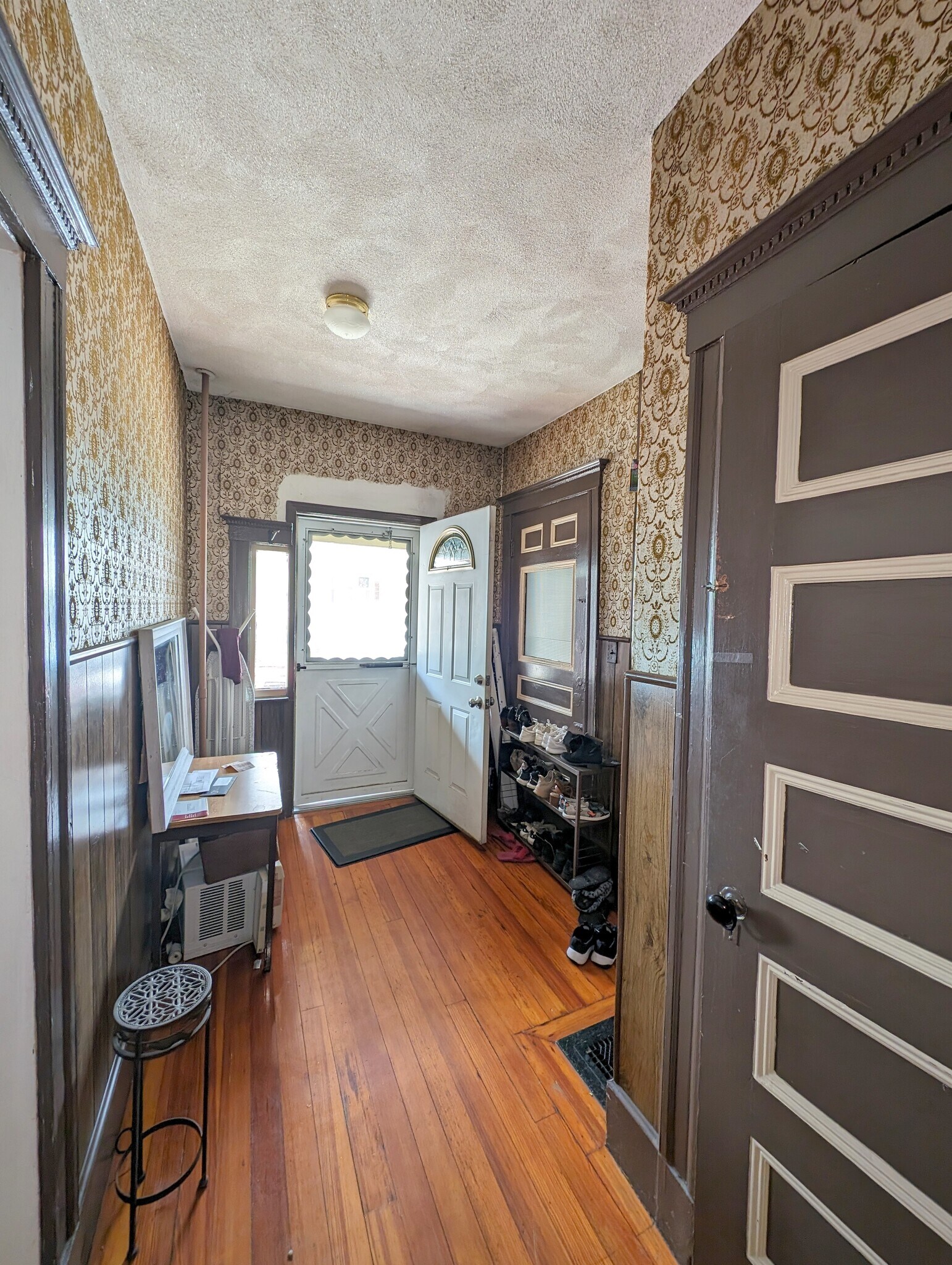 Building Photo - 35 Pearson Rd