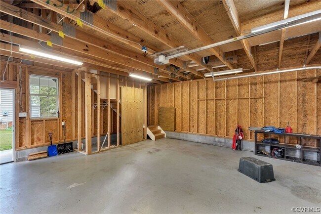 Building Photo - 4703 Park Ave
