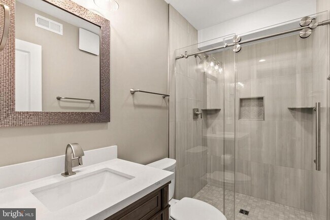 Building Photo - 2215 40th St NW
