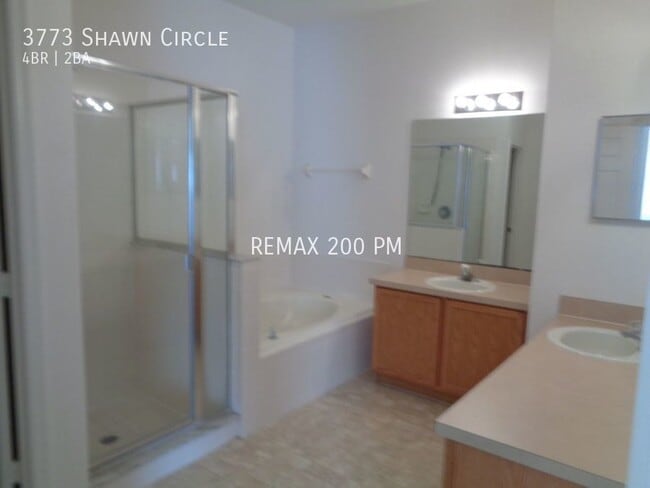 Building Photo - 3773 Shawn Cir