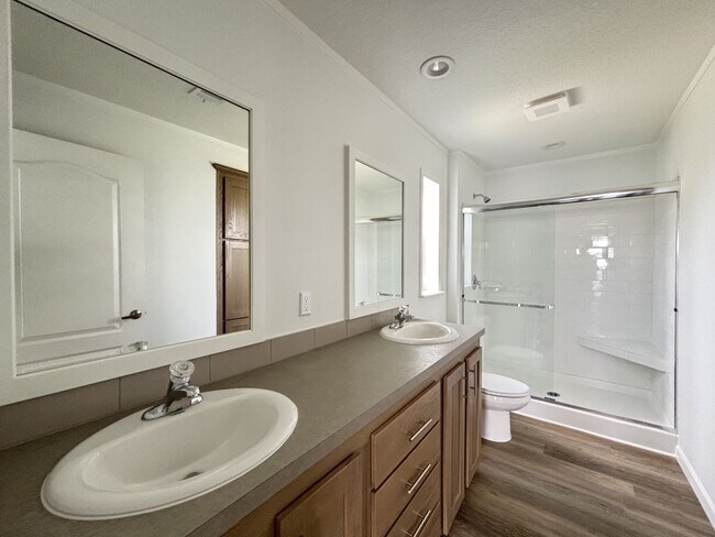 Building Photo - 7443 43rd Way N