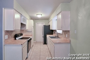 Building Photo - 5119 Timber Terrace St
