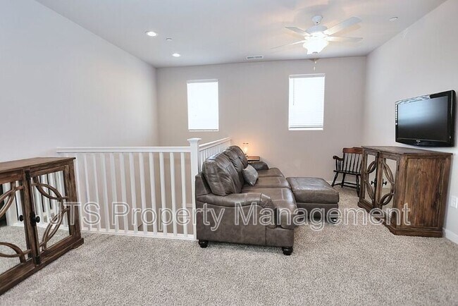Building Photo - 12158 Byrony Ct