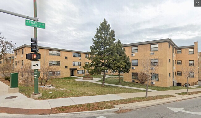 Building Photo - 6803 N Ridge Blvd
