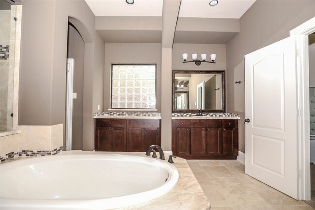 Building Photo - 5038 Lockridge Sky Ln