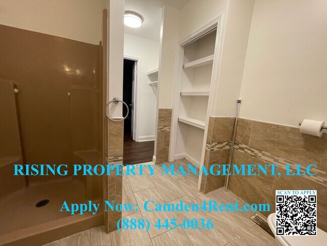 Building Photo - 440 Chambers Ave