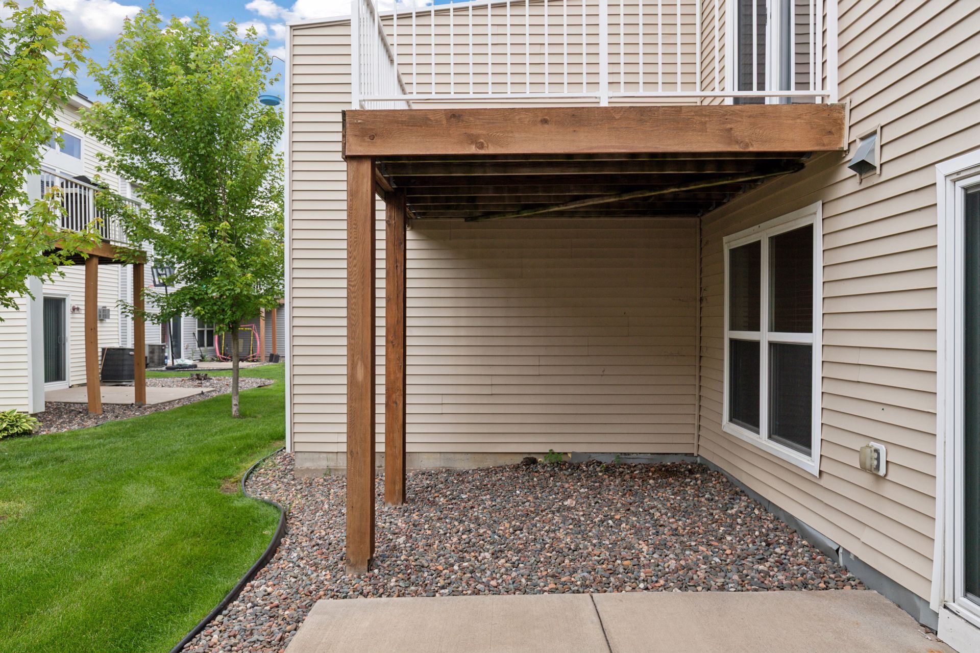 Building Photo - 15424 Foster Dr N