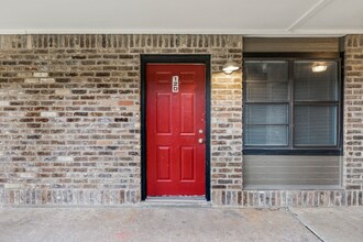 Building Photo - 1226 Baylor Ave