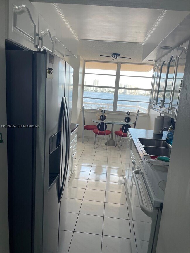 Building Photo - 251 174th St